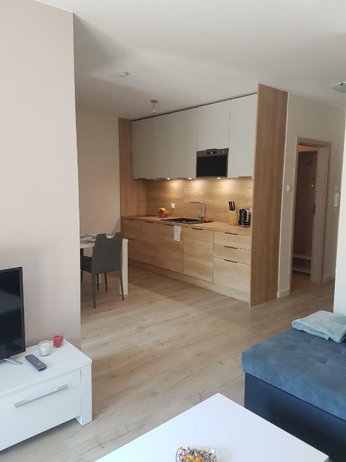 Apartament Baltyk Nadmorskie Tarasy Z Parkingiem Kołobrzeg Esterno foto