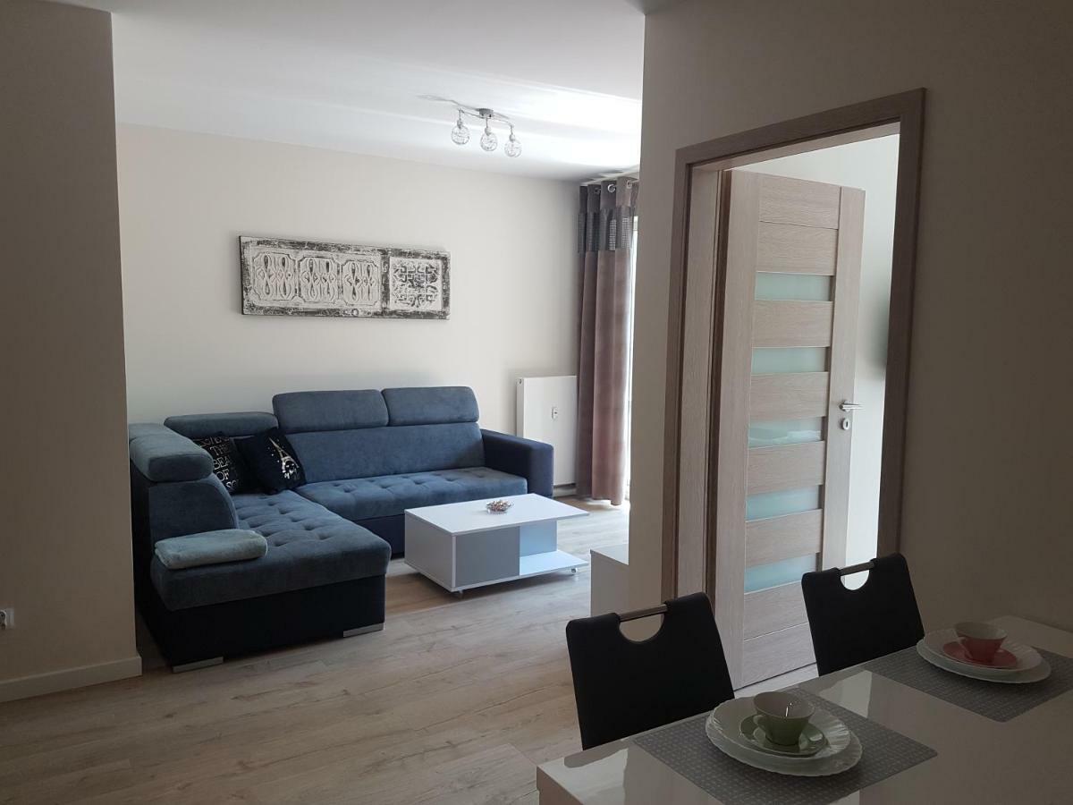Apartament Baltyk Nadmorskie Tarasy Z Parkingiem Kołobrzeg Esterno foto