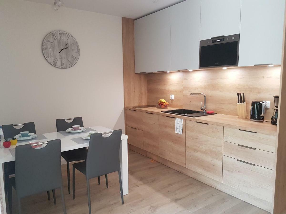 Apartament Baltyk Nadmorskie Tarasy Z Parkingiem Kołobrzeg Esterno foto