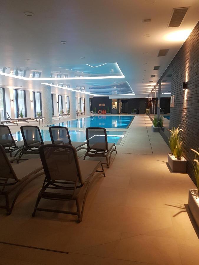Apartament Baltyk Nadmorskie Tarasy Z Parkingiem Kołobrzeg Esterno foto